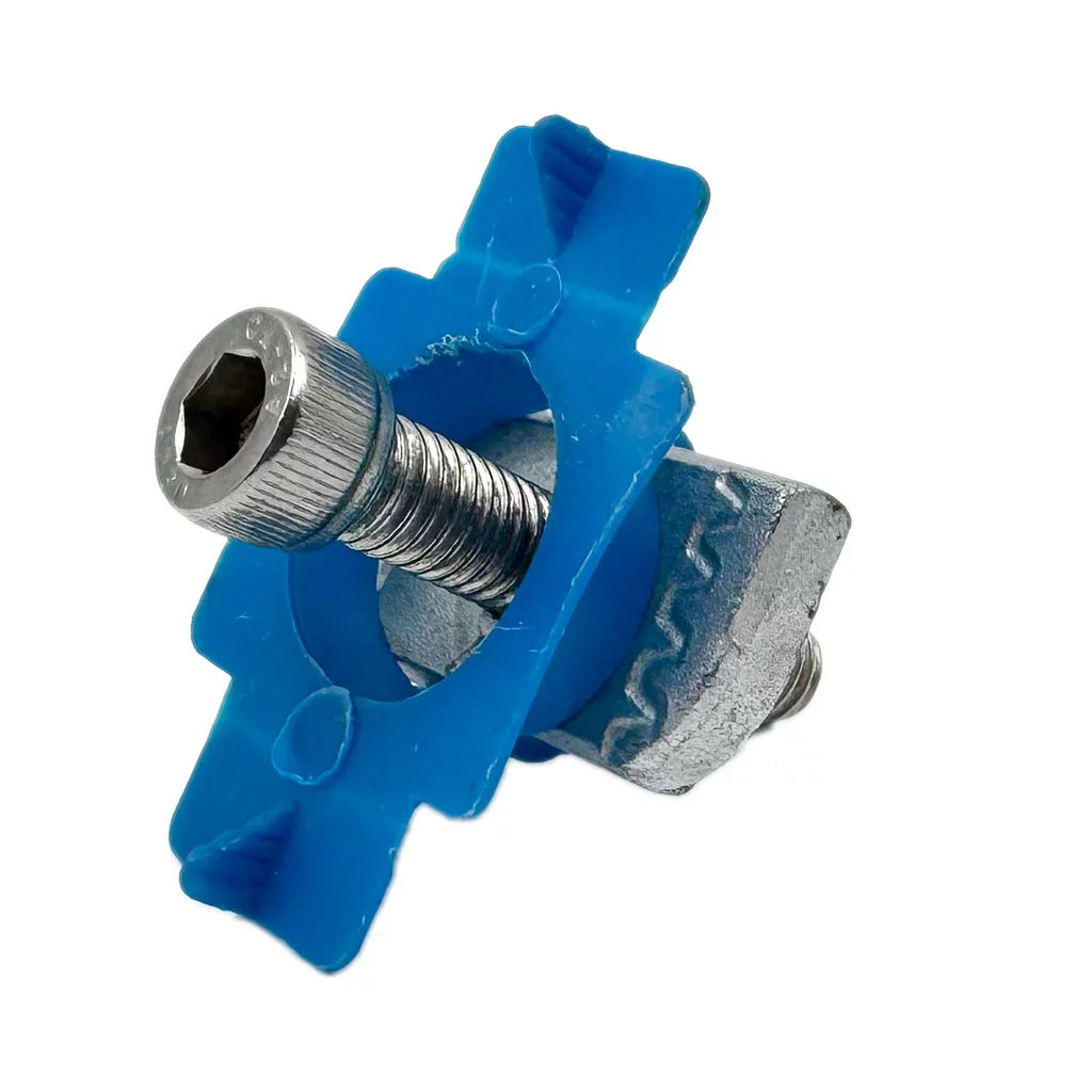Accesorios para sistemas fotovoltaicos Tuerca cónica de nailon para canal de soporte Tuerca de compresión con pestaña giratoria para sistemas de soporte de canal de soporte Montaje de paneles solares.